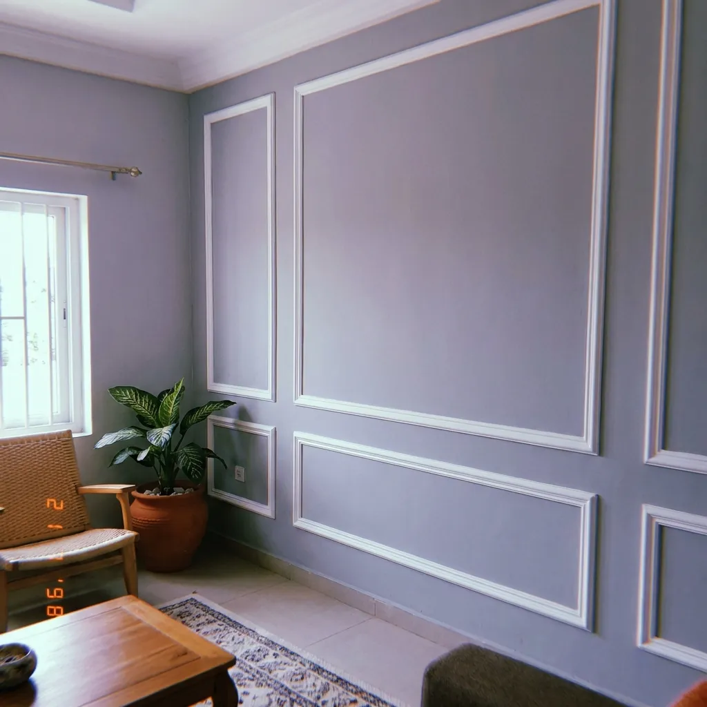 Finished Decorative Wall Moldings